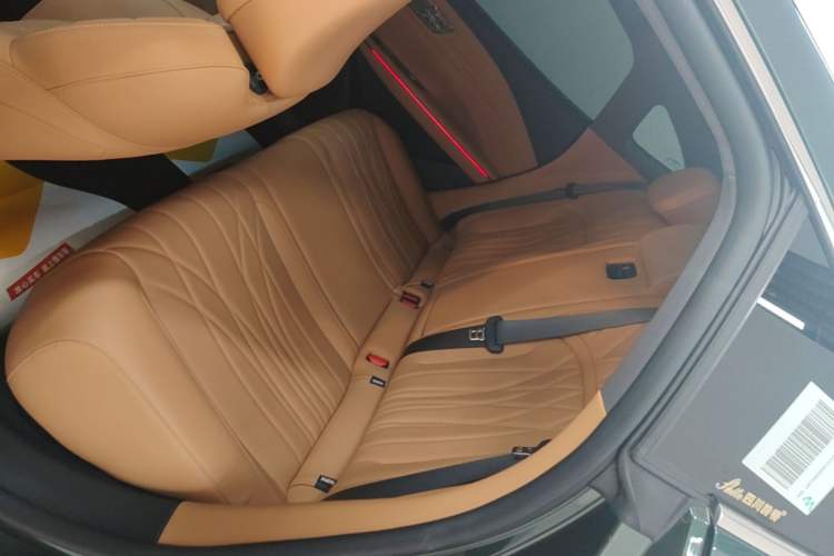 Used Geely Galaxy 8 2025 130km EM-P Starship Edition Left Rear Seat