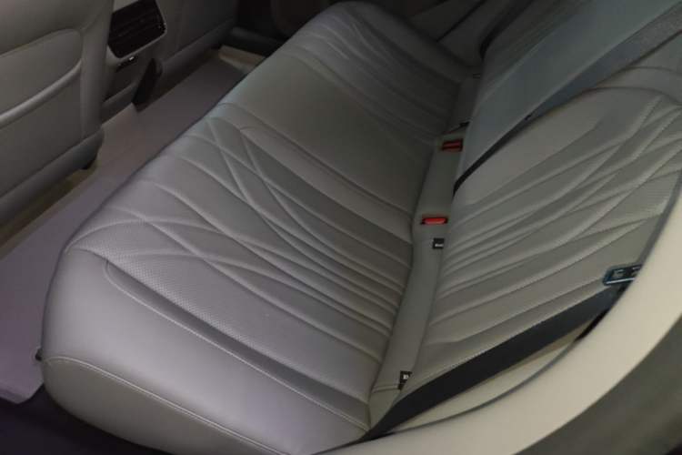 Used Geely Galaxy 8 2025 130km EM-P Starship Edition Left Rear Seat