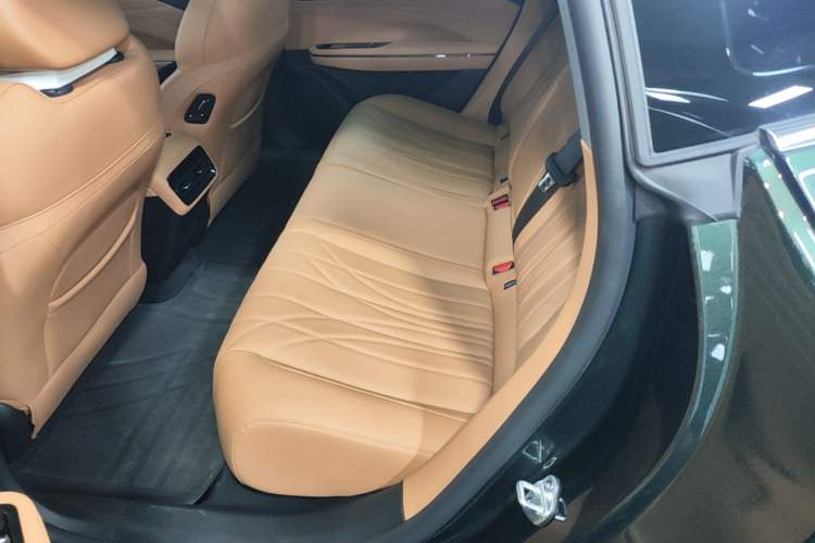 Used Geely Galaxy 8 2025 130km EM-i Deluxe Edition Left Rear Seat