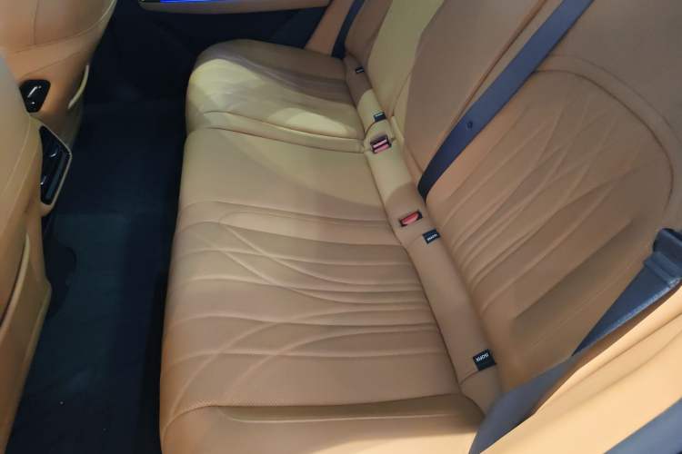 Used Geely Galaxy 8 2025 130km EM-P Starship Edition Left Rear Seat