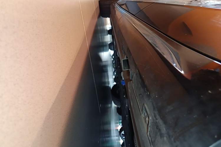 Used Geely Galaxy 8 2025 130km EM-P Starship Edition Left Side Sill