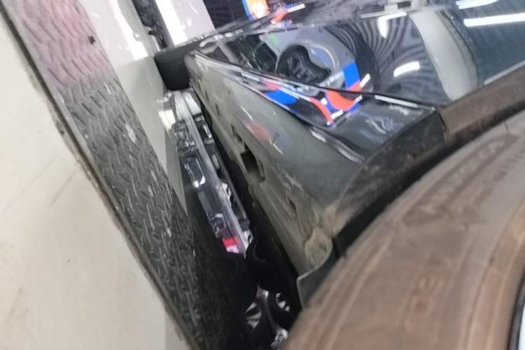 Used Geely Galaxy 8 2025 130km EM-P Starship Edition Left Side Sill