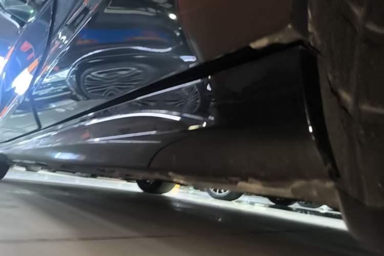 Used Geely Galaxy 8 2025 130km EM-P Starship Edition Left Side Sill