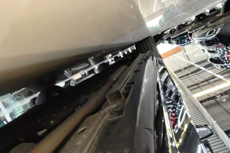 Used Geely Galaxy 8 2025 130km EM-P Starship Edition Left Side Sill
