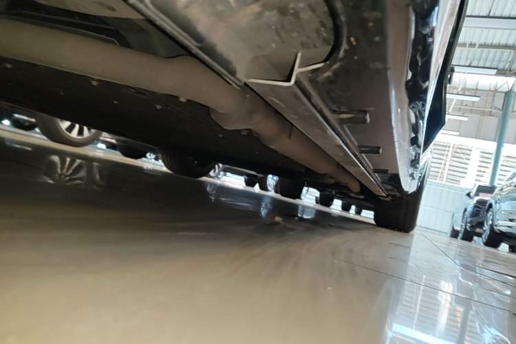 Used Geely Galaxy 8 2025 130km EM-P Starship Edition Left Side Sill
