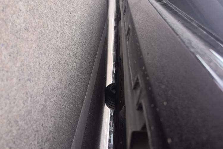 Used Geely Galaxy 8 2025 130km EM-P Starship Edition Left Side Sill