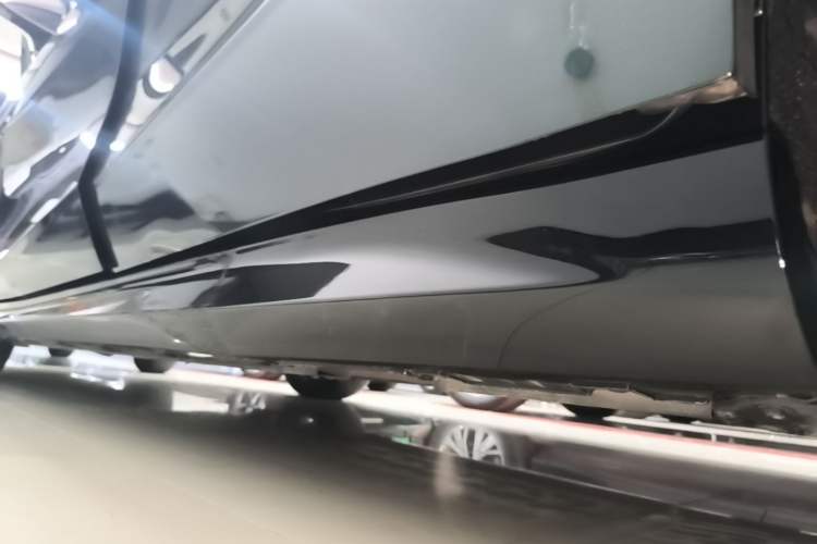 Used Geely Galaxy 8 2025 130km EM-P Starship Edition Left Side Sill
