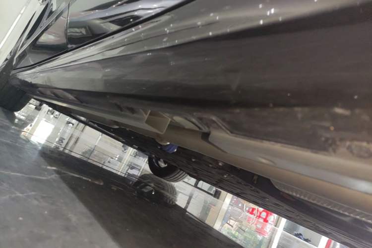 Used Geely Galaxy 8 2025 130km EM-P Starship Edition Left Side Sill