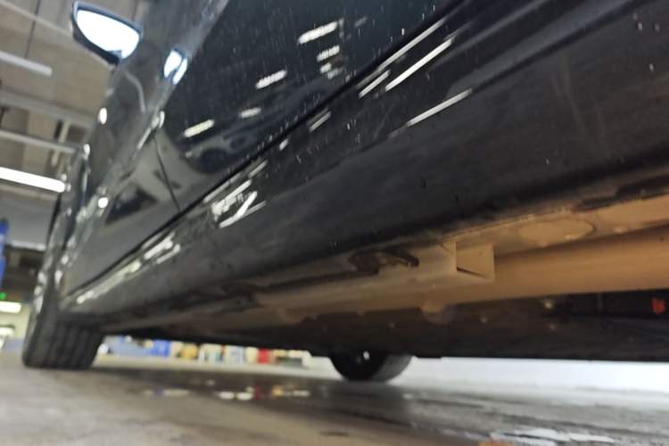 Used Geely Galaxy 8 2025 130km EM-P Starship Edition Left Side Sill