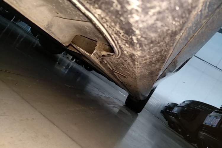 Used Geely Galaxy 8 2025 130km EM-P Starship Edition Left Side Sill