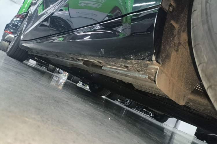Used Geely Galaxy 8 2025 130km EM-P Starship Edition Left Side Sill