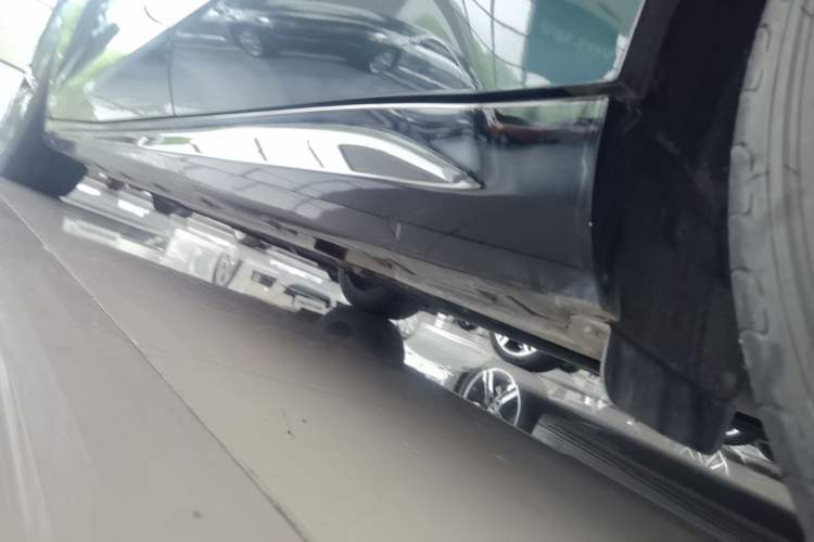 Used Geely Galaxy 8 2025 130km EM-P Starship Edition Left Side Sill