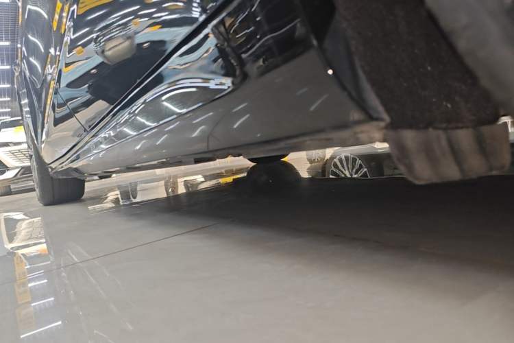 Used Geely Galaxy 8 2025 130km EM-P Starship Edition Left Side Sill