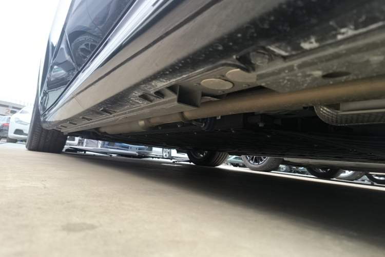 Used Geely Galaxy 8 2025 130km EM-i Deluxe Edition Left Side Sill