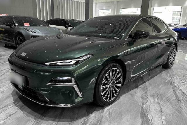 Used Geely Galaxy 8 2025 130km EM-i Flagship Edition