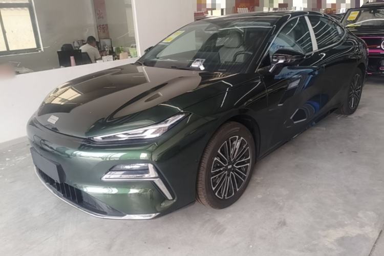 Geely Galaxy 8 2025 130km EM-i Deluxe Edition مستعملة Guazi used car, China used car export, Used car for sale, Used  cars, Cheapest cars for sale