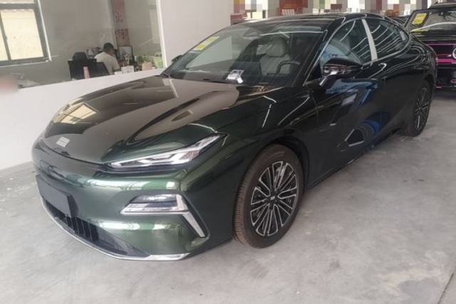 Used Geely Galaxy 8 2025 130km EM-i Deluxe Edition