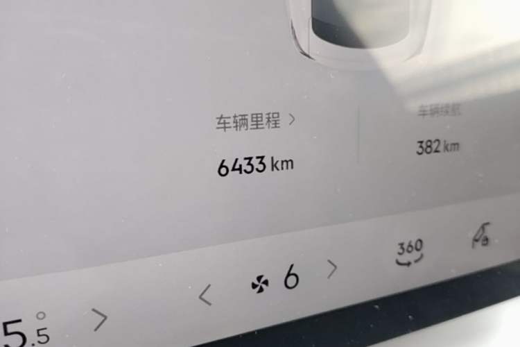 Used Geely Galaxy 8 2025 130km EM-P Exploration Edition Odometer Close Up