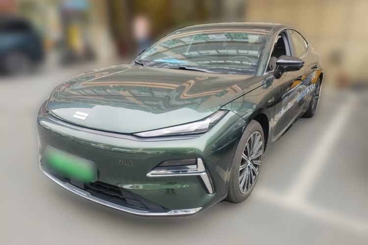 Used Geely Galaxy 8 2025 130km EM-P Exploration Edition