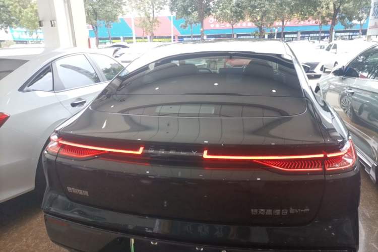 Used Geely Galaxy 8 2025 130km EM-P Starship Edition Rear
