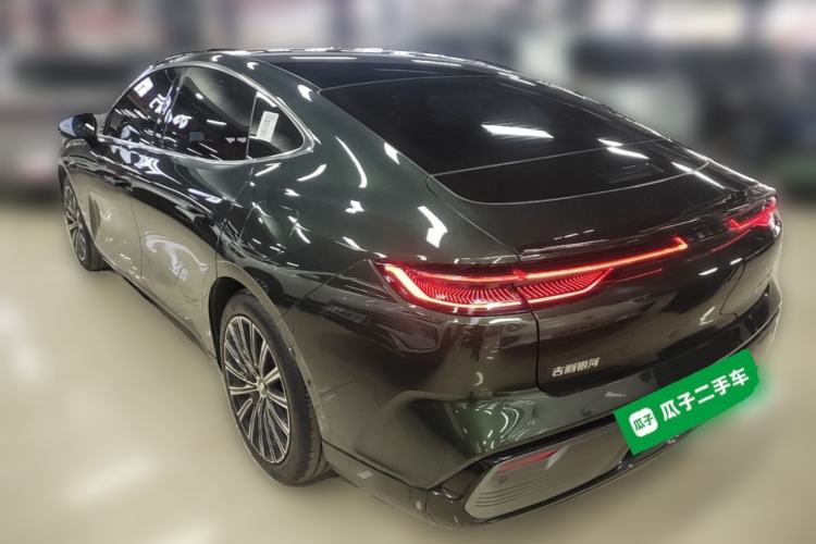 Used Geely Galaxy 8 2025 130km EM-P Exploration Edition Rear Left 45 Deg