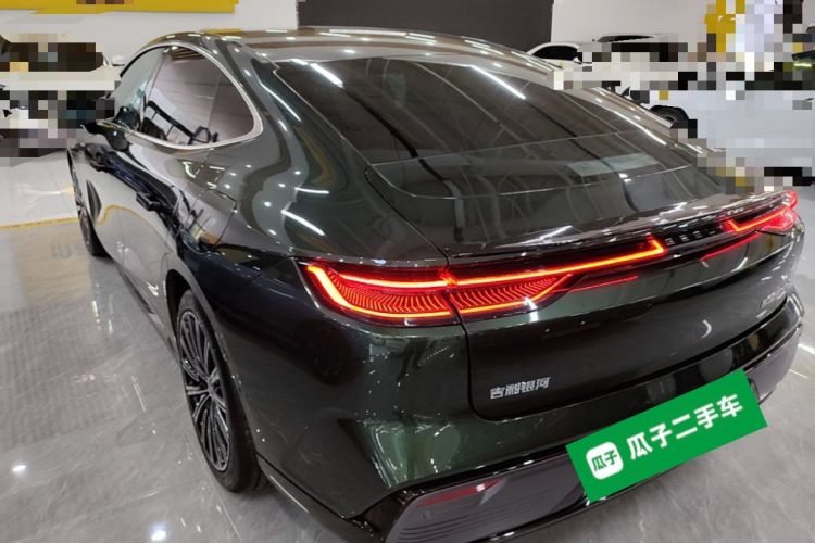 Used Geely Galaxy 8 2025 130km EM-P Starship Edition Rear Left 45 Deg