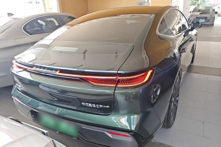 Used Geely Galaxy 8 2025 130km EM-P Starship Edition Rear