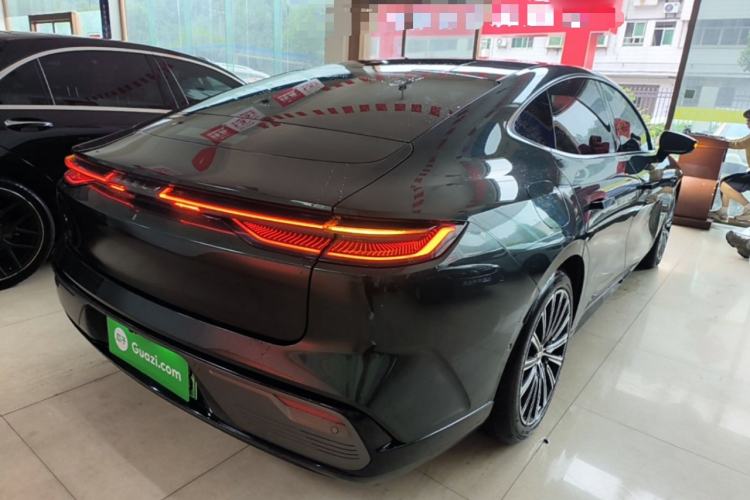 Used Geely Galaxy 8 2025 130km EM-P Starship Edition Rear Right 45 Deg