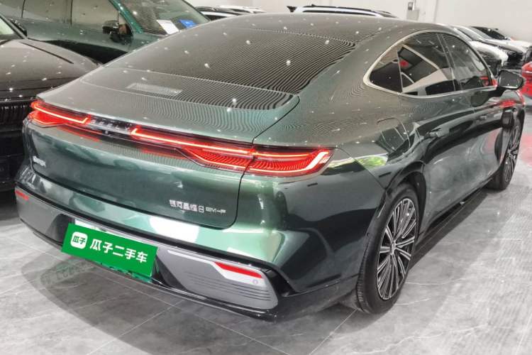 Used Geely Galaxy 8 2025 130km EM-P Starship Edition Rear Right 45 Deg