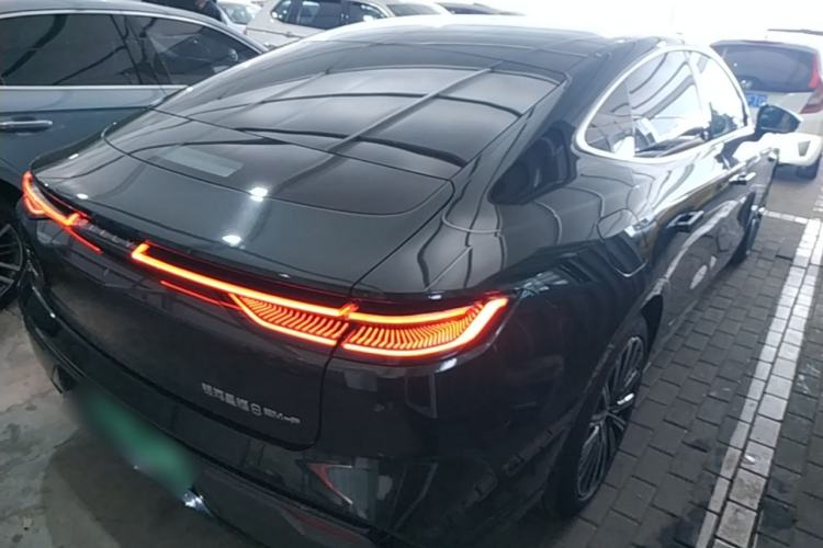 Used Geely Galaxy 8 2025 130km EM-P Starship Edition Rear Right 45 Deg