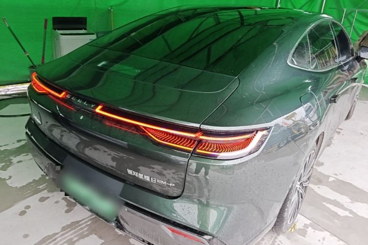 Used Geely Galaxy 8 2025 130km EM-P Starship Edition Rear Right 45 Deg