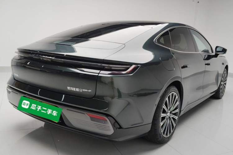 Used Geely Galaxy 8 2025 130km EM-P Starship Edition Rear Right 45 Deg
