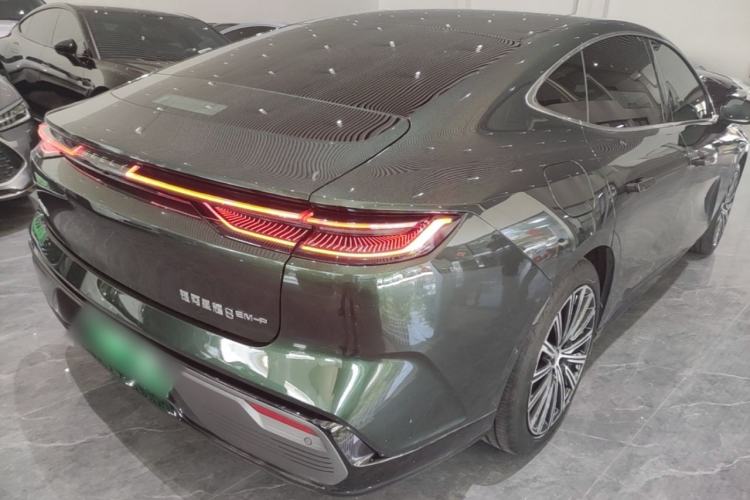Used Geely Galaxy 8 2025 130km EM-P Starship Edition Rear Right 45 Deg