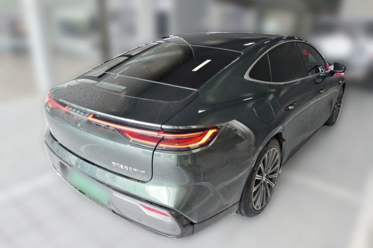 Used Geely Galaxy 8 2025 130km EM-P Starship Edition Rear Right 45 Deg