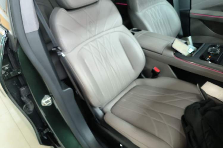 Used Geely Galaxy 8 2025 130km EM-P Starship Edition Right Front Seat