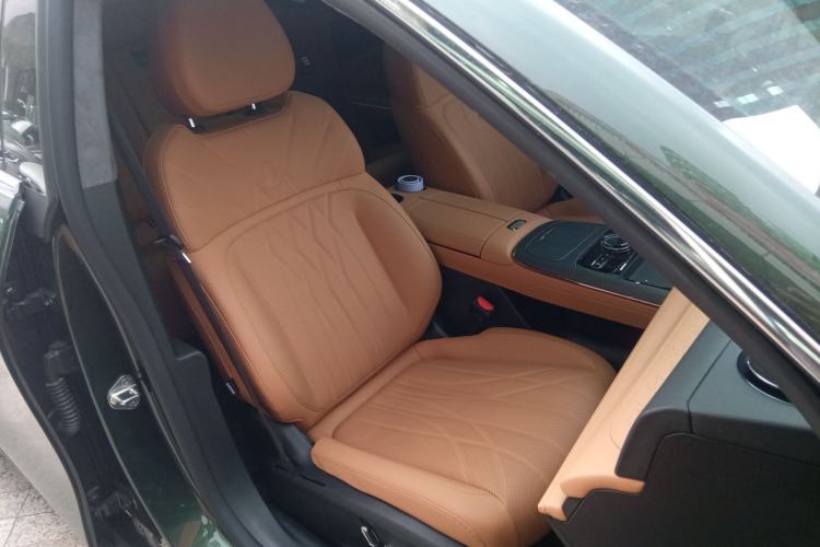 Used Geely Galaxy 8 2025 130km EM-i Flagship Edition Right Front Seat