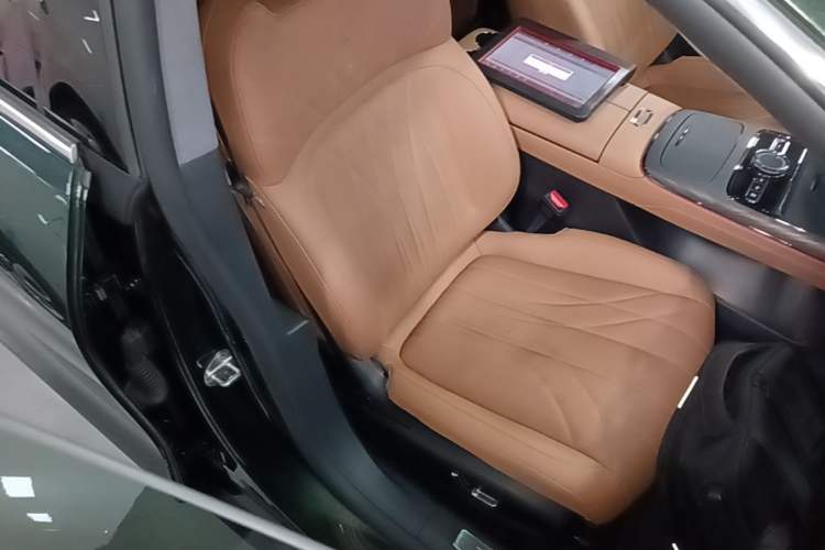 Used Geely Galaxy 8 2025 130km EM-P Starship Edition Right Front Seat