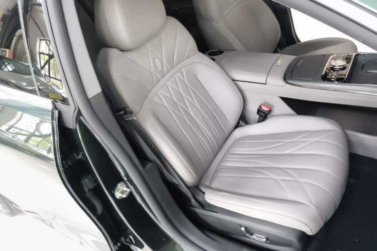 Used Geely Galaxy 8 2025 130km EM-P Starship Edition Right Front Seat
