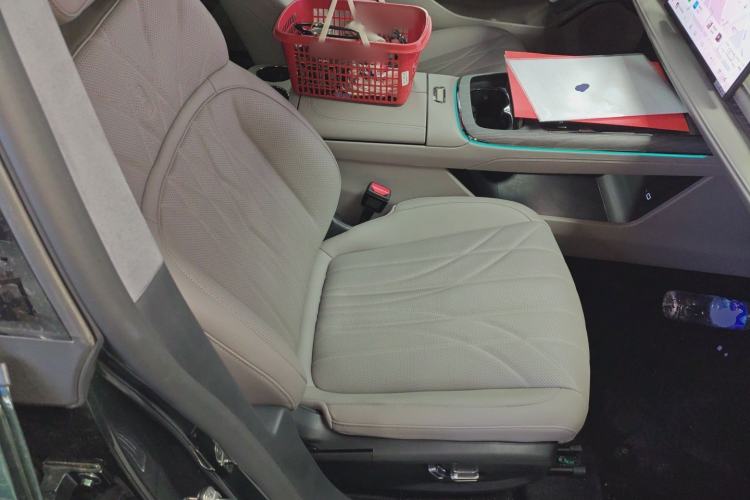 Used Geely Galaxy 8 2025 130km EM-P Starship Edition Right Front Seat