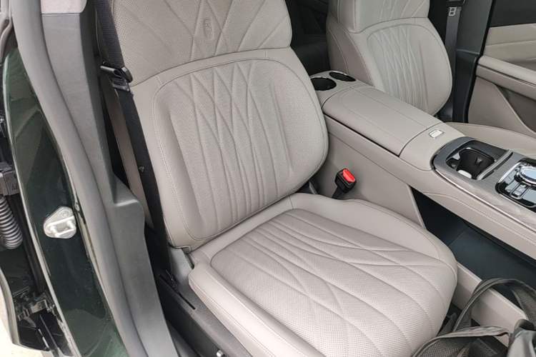 Used Geely Galaxy 8 2025 130km EM-P Starship Edition Right Front Seat