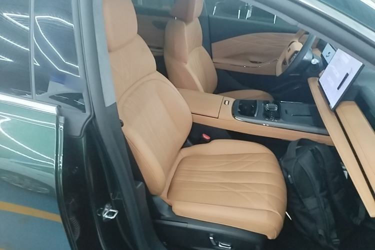 Used Geely Galaxy 8 2025 130km EM-P Starship Edition Right Front Seat