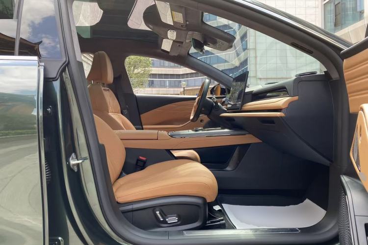 Used Geely Galaxy 8 2025 130km EM-P Starship Edition Right Front Seat