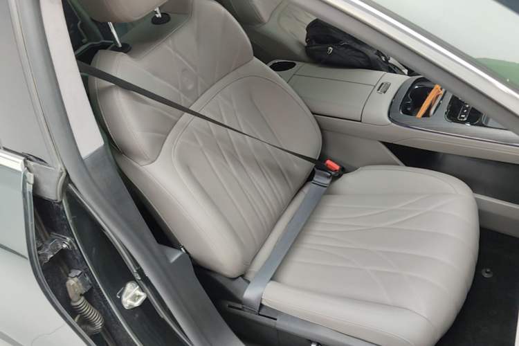 Used Geely Galaxy 8 2025 130km EM-P Starship Edition Right Front Seat