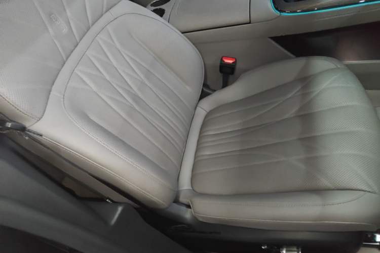 Used Geely Galaxy 8 2025 130km EM-P Starship Edition Right Front Seat