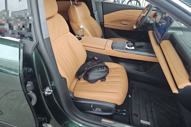 Used Geely Galaxy 8 2025 130km EM-P Starship Edition Right Front Seat