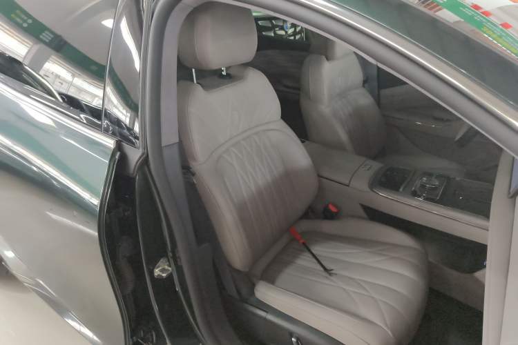 Used Geely Galaxy 8 2025 130km EM-P Starship Edition Right Front Seat