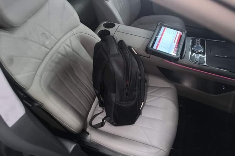 Used Geely Galaxy 8 2025 130km EM-P Starship Edition Right Front Seat