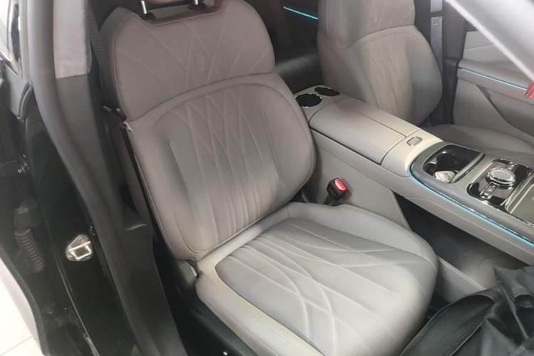 Used Geely Galaxy 8 2025 130km EM-P Starship Edition Right Front Seat