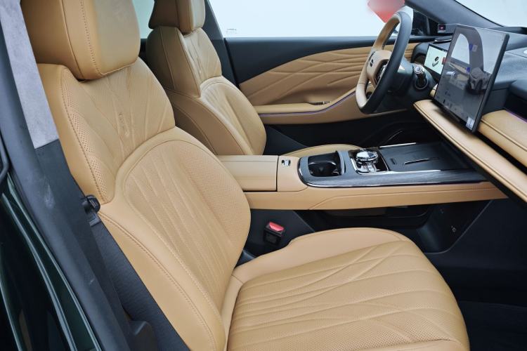 Used Geely Galaxy 8 2025 130km EM-P Starship Edition Right Front Seat