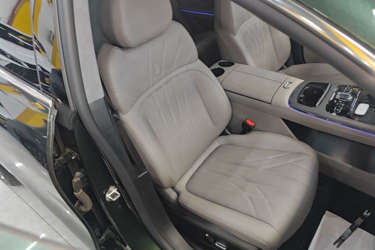 Used Geely Galaxy 8 2025 130km EM-P Starship Edition Right Front Seat